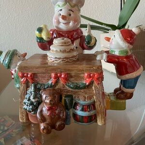 Waterford Holiday Chef and Friends Figurine